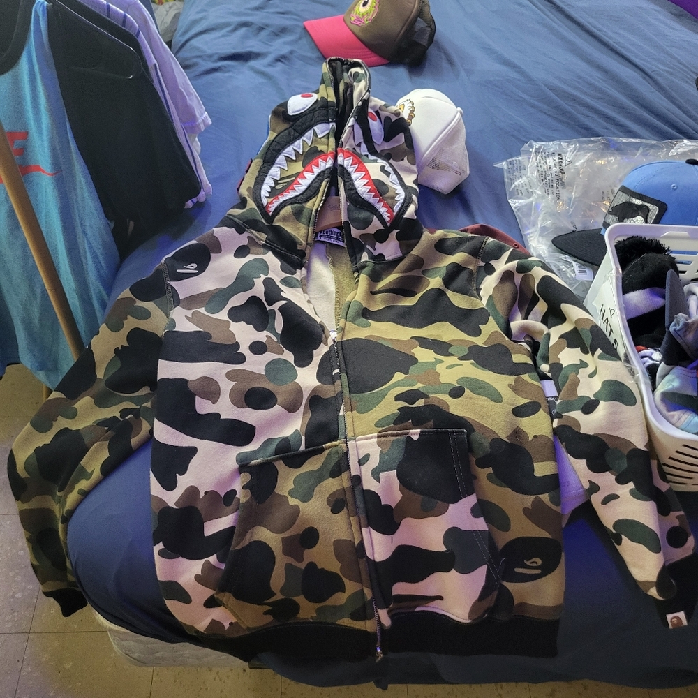 BAPE HOODIE green